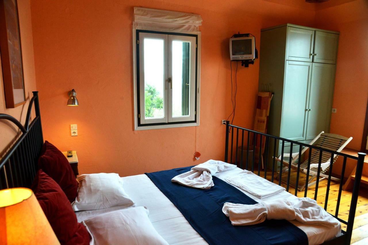 Villa Kalypso And Villa Kirki Skopelos stad Exteriör bild