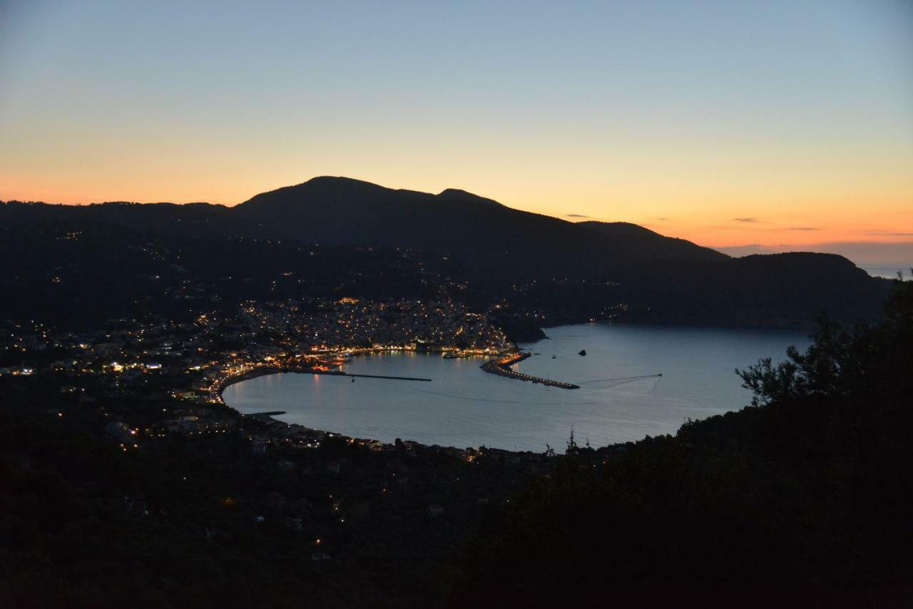 Villa Kalypso And Villa Kirki Skopelos stad Exteriör bild